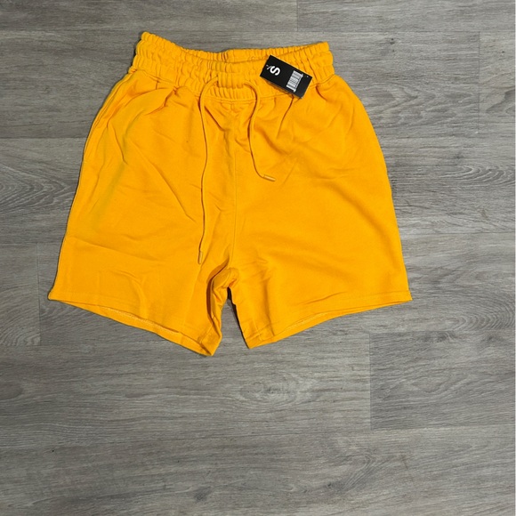 New Mix Kids' Bright Yellow Shorts - Picture 1 of 2